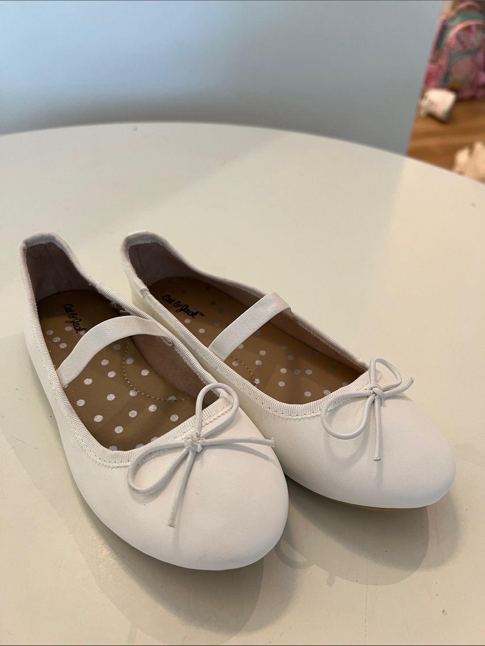 Cat & Jack Girls White Ballet Flats with Bow